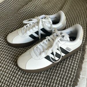 NWT Adidas Gazelle sneaker women’s SZ 8